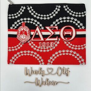 NWT Delta Sigma Theta Sorority Pouch